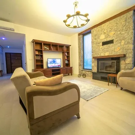 Villa Yaba *