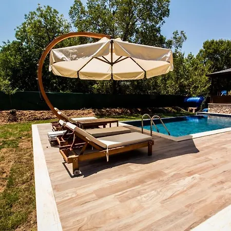 Villa Yaba *