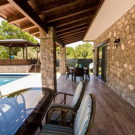 Villa Yaba *