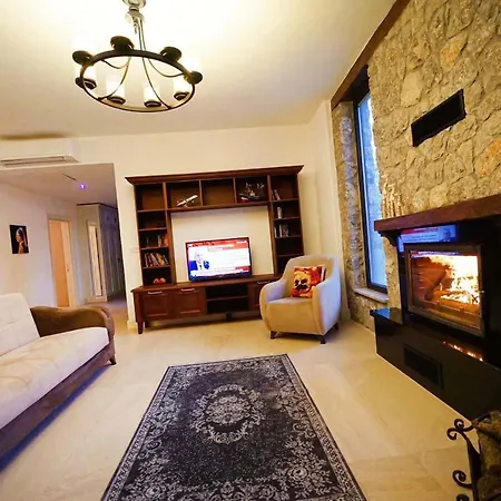 Yaba Villa